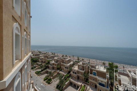 Квартира с 3 спальнями  №111655 15