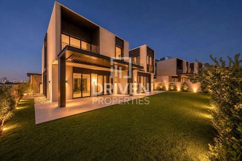 Villa de 5 chambres à Dubai Hills Estate, UAE No. 206582