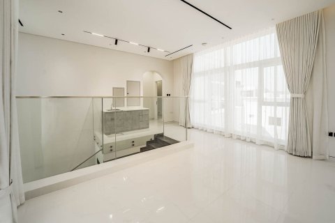 7 bedrooms Villa in Dubai, UAE No. 208909 22