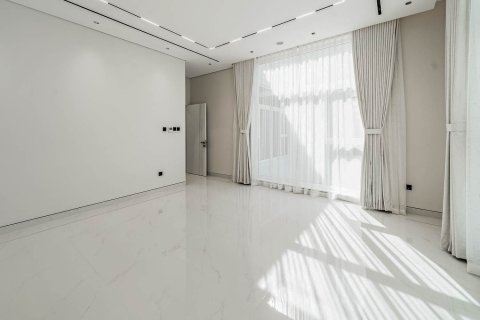 7 bedrooms Villa in Dubai, UAE No. 208909 25
