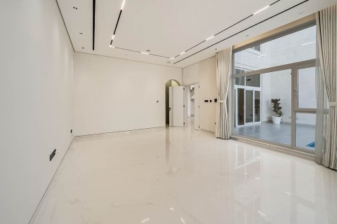 7 bedrooms Villa in Dubai, UAE No. 208909 28