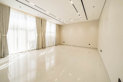 7 bedrooms Villa in Dubai, UAE No. 208909 14