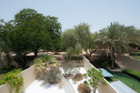 3 غرف نوم فيلا في دبي, الإمارات العربية المتحدة رقم 208910 16
