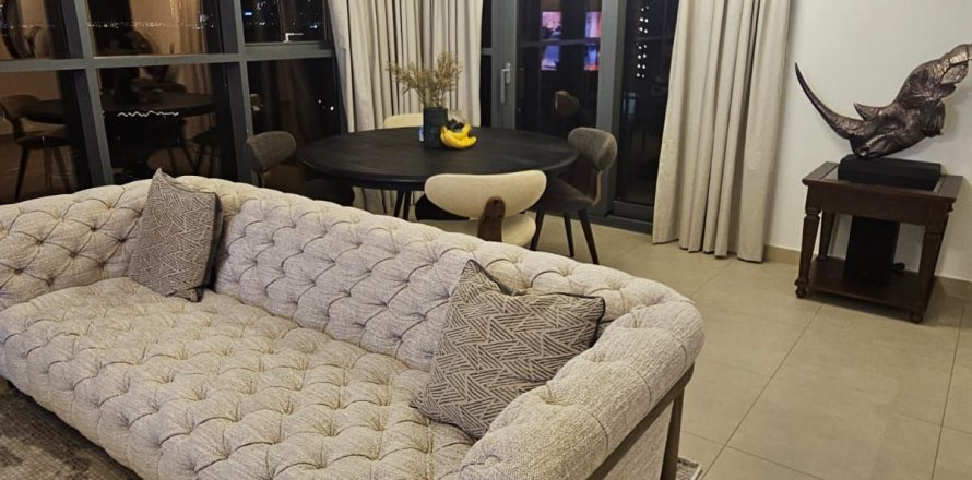 2 bedrooms Apartment in Dubai, UAE No. 143735