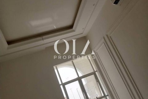 Villa de 7 chambres à Al Rahba, UAE No. 11768 26