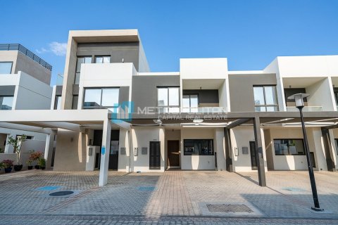 Townhouse de 4 dormitorios  No. 108052 2