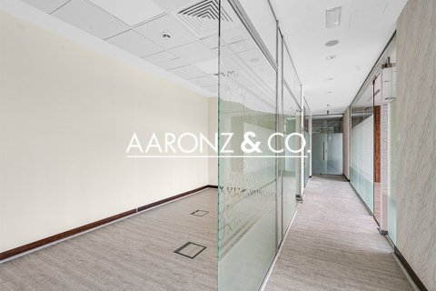 591m² Office in Downtown Dubai (Downtown Burj Dubai), UAE No. 142868 11