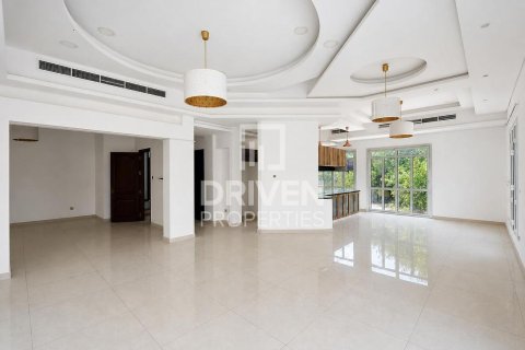 5 bedrooms Villa in The Villa, UAE No. 203983 5