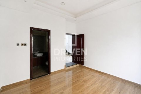 5 bedrooms Villa in The Villa, UAE No. 203983 6