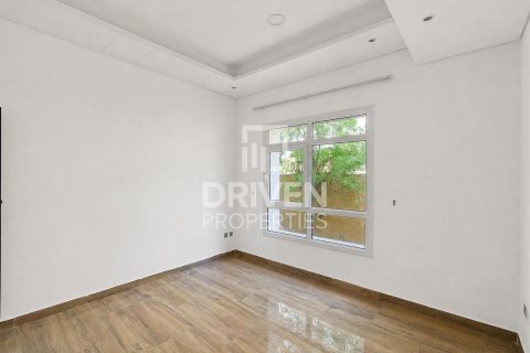 5 bedrooms Villa in The Villa, UAE No. 203983 12