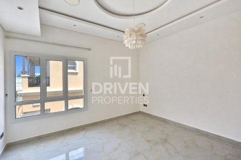 5 bedrooms Villa in The Villa, UAE No. 203983 9