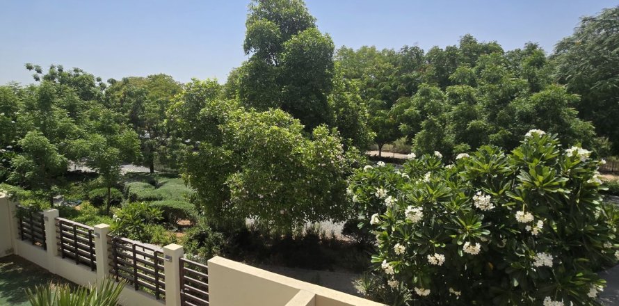 3 غرف نوم تاون هاوس في رأس الخيمة, الإمارات العربية المتحدة رقم 184057