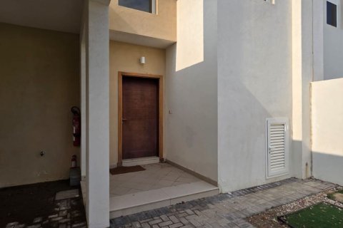 2 bedrooms Townhouse in Ras Al Khaimah, UAE No. 184058 20