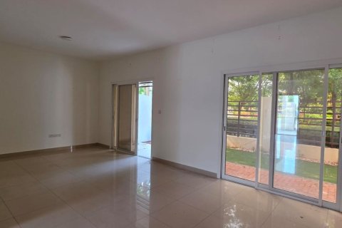 2 bedrooms Townhouse in Ras Al Khaimah, UAE No. 184058 18