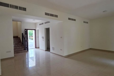 2 bedrooms Townhouse in Ras Al Khaimah, UAE No. 184058 17