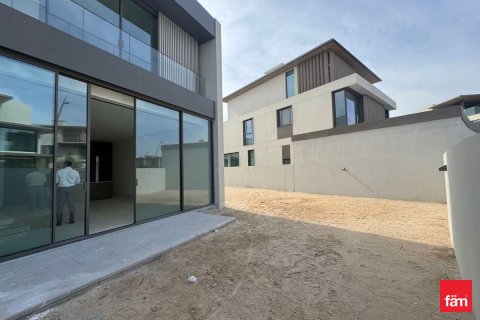 3 bedrooms Townhouse in Dubai, UAE No. 137135 17