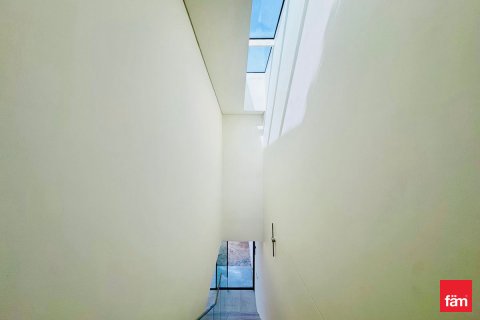 3 bedrooms Townhouse in Dubai, UAE No. 137135 8