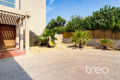 Villa de 3 dormitorios en Arabian Ranches, UAE No. 186715 5