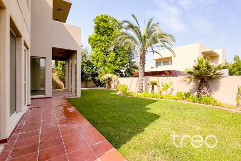 Villa de 3 dormitorios en Arabian Ranches, UAE No. 186715 14