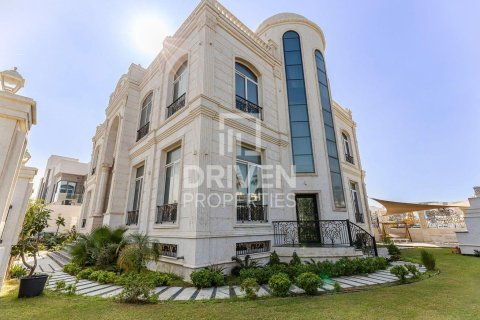 7 bedrooms Villa in Pearl Jumeirah, UAE No. 142968