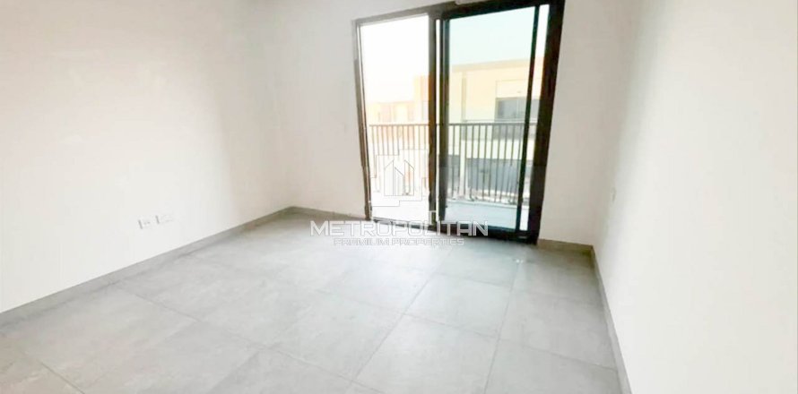 4 غرف نوم تاون هاوس في Villanova, الإمارات العربية المتحدة رقم 62215