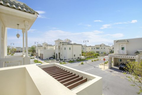 Таунхаус с 3 спальнями в North Village, ОАЭ №187625 21