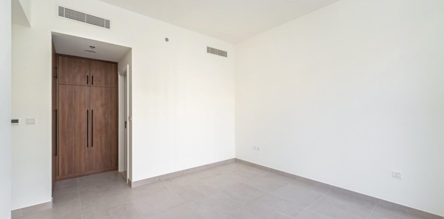 Apartment de 2 dormitorios en Town Square, UAE No. 141723