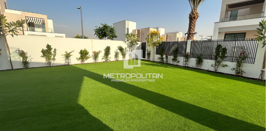 Вилла с 4 спальнями №129576