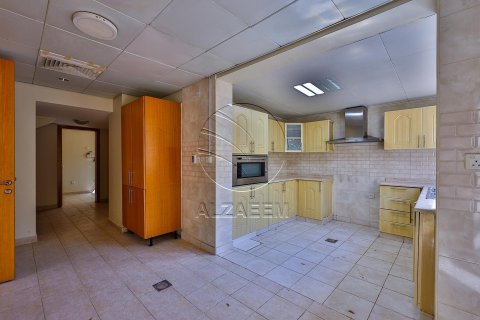 Villa de 4 chambres à Al Raha Gardens, UAE No. 89917 19