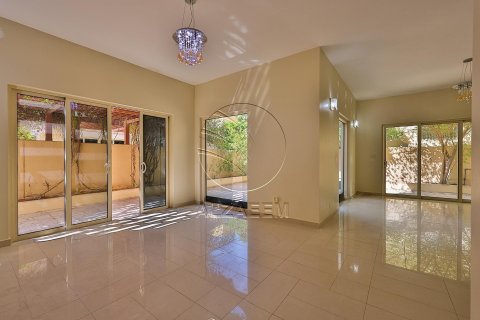 Villa de 4 chambres à Al Raha Gardens, UAE No. 89917 21