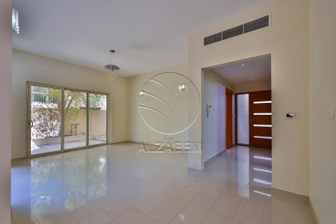 Villa de 4 chambres à Al Raha Gardens, UAE No. 89917 25