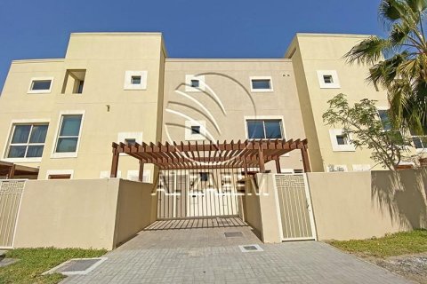3 غرف نوم تاون هاوس في Al Raha Gardens, الإمارات العربية المتحدة رقم 89902 2