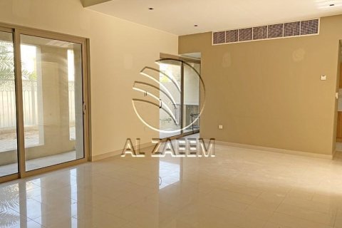 3 غرف نوم تاون هاوس في Al Raha Gardens, الإمارات العربية المتحدة رقم 89902 11
