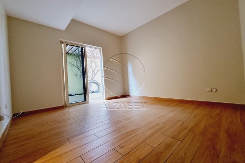 Villa de 3 chambres à Al Raha Gardens, UAE No. 89901 17