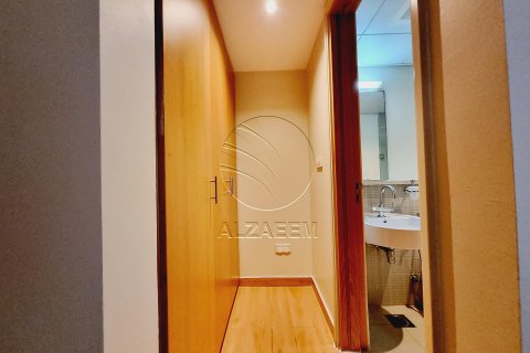 Villa de 3 chambres à Al Raha Gardens, UAE No. 89901 16