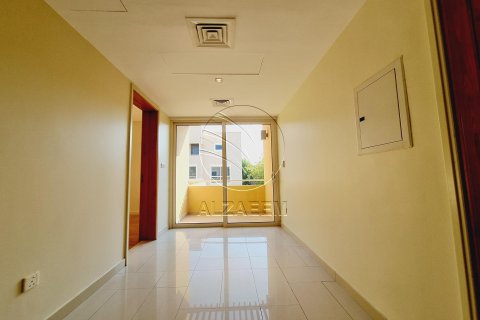 Villa de 3 chambres à Al Raha Gardens, UAE No. 89901 10