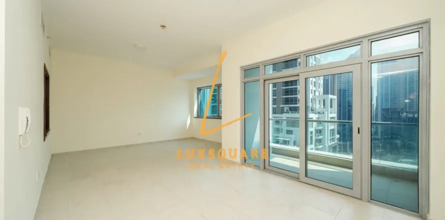 3 bedrooms Apartment in Executive Towers, UAE No. 161618