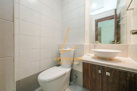 3 bedrooms Apartment in Executive Towers, UAE No. 161619 10