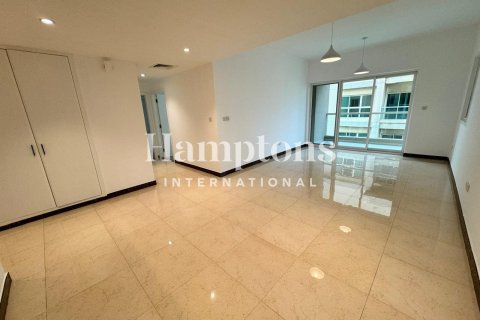Apartment de 2 dormitorios en Greens, UAE No. 205114