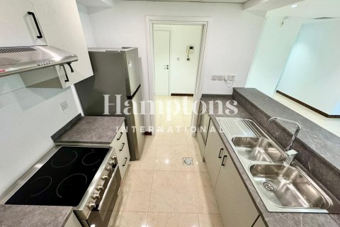 Apartment de 2 dormitorios en Greens, UAE No. 205114 3