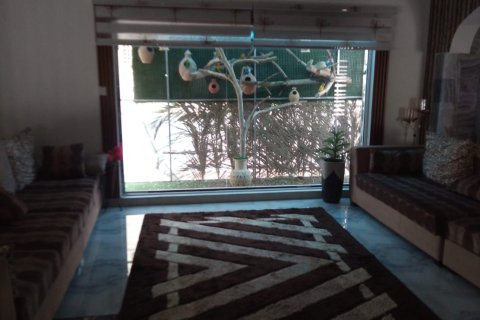 6 bedrooms Villa in Muscat, Oman No. 54669 2