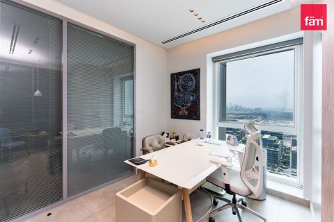 Office de 130.9m² en Sheikh Zayed Road, UAE No. 167633 5