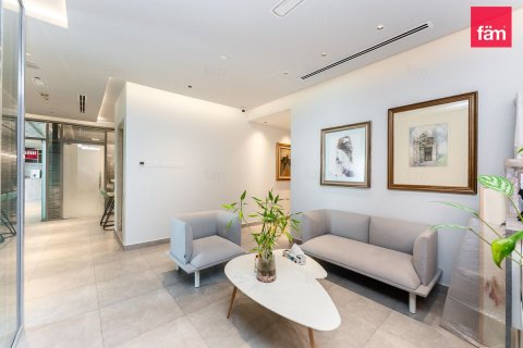 Office de 130.9m² en Sheikh Zayed Road, UAE No. 167633 3
