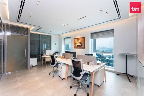 Office de 130.9m² en Sheikh Zayed Road, UAE No. 167633 6