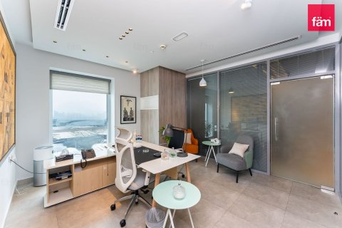 Office de 130.9m² en Sheikh Zayed Road, UAE No. 167633 21