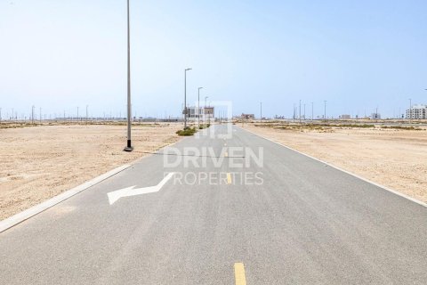 900.04m² Land in Jebel Ali, UAE No. 204013 11