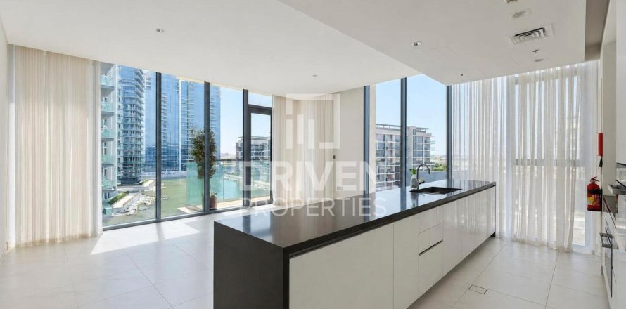 Appartement de 2 chambres à District One, UAE No. 204015