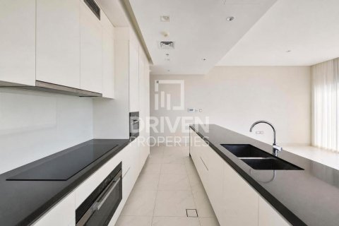 Appartement de 2 chambres à District One, UAE No. 204015 9