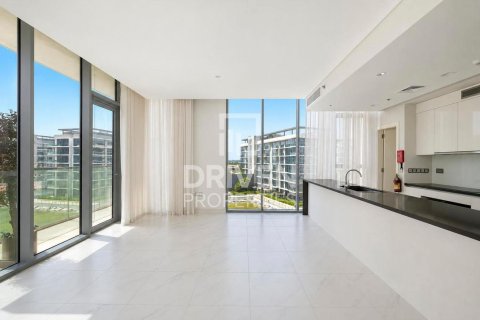 Appartement de 2 chambres à District One, UAE No. 204015 8