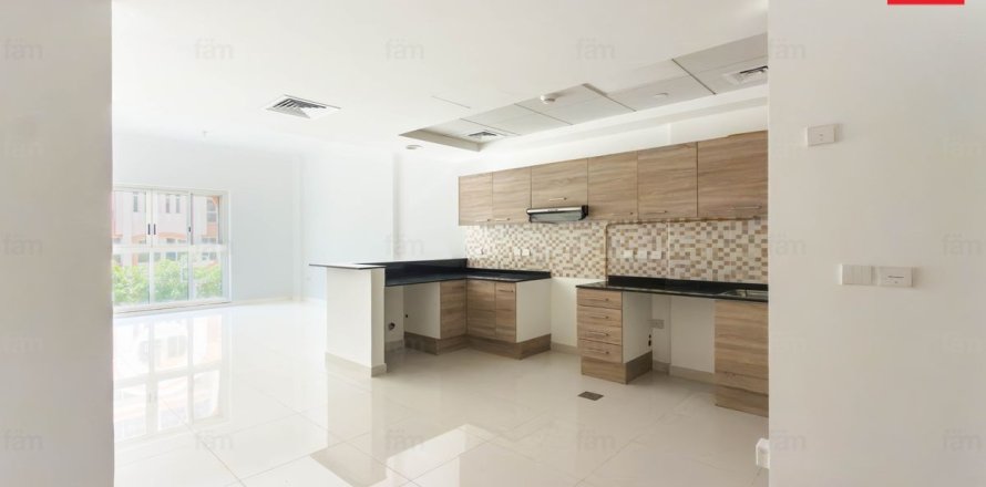 2 غرف نوم شقة في Dubai Sports City, الإمارات العربية المتحدة رقم 167234